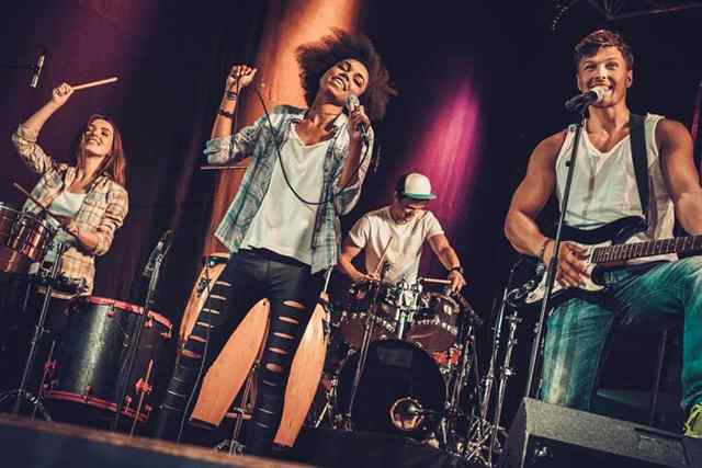 https://manolozandunga.com/wp-content/uploads/2017/06/inner_fest_event_06.jpg